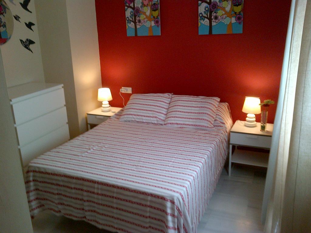 Triana Pureza Apartment เซบีญา ภายนอก รูปภาพ